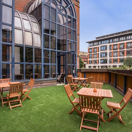 Crowne Plaza Leeds By Ihg Hotel Exterior photo